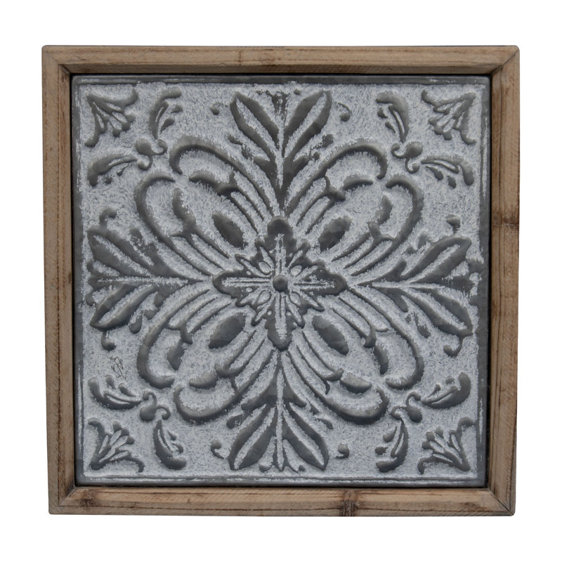 Décoration murale carrelage blanc blanchi