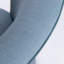Chaise pivotante texturée 3D bleu ciel entièrement assemblée avec détails décoratifs