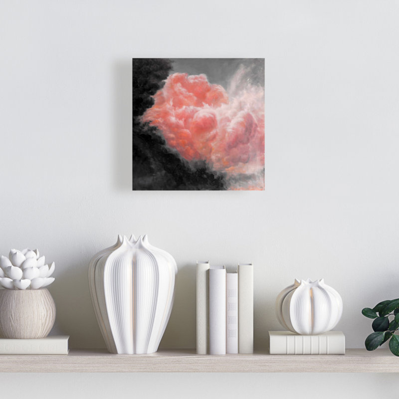 Toile d'astronomie avec nuages sombres