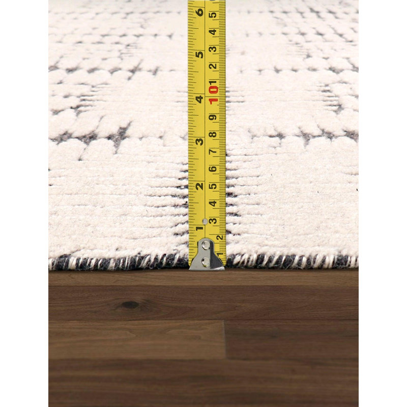 Beyers Geometric Area Rug