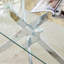 Table de salle à manger de 51,18 po rectangulaire en verre trempé transparent, conception élégante avec pieds en métal chromé argenté, table de salle à manger-1390431157-1390431156