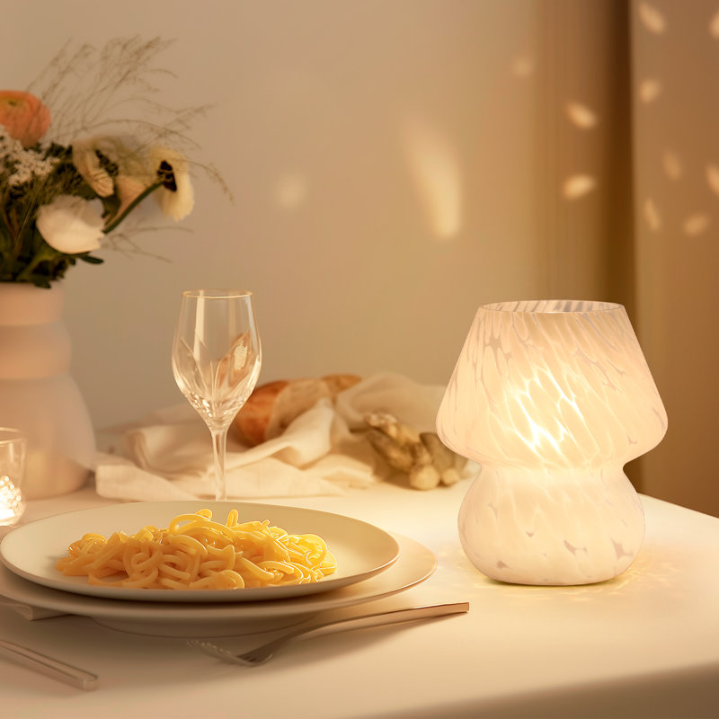 Ampoule de table de chevet en verre 7,25 po Haslom, ampoule incluse, Blanc