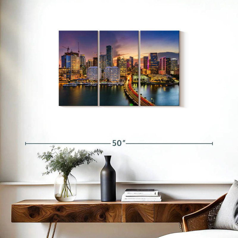Sireci Miami Skyline, 20" H x 33" W