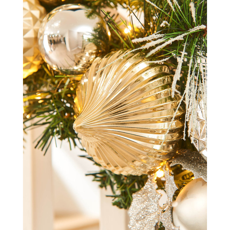 39.97cm Lighted Faux GARLAND with Lights