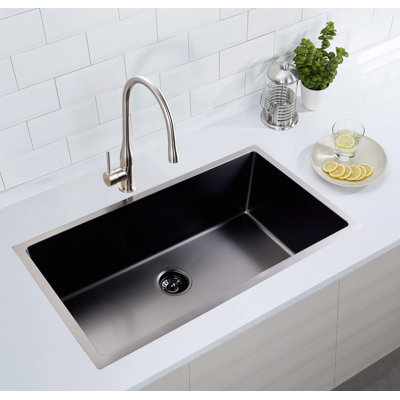 Évier de cuisine encastré à simple cuve encastrable 32 po x 19 po en acier inoxydable 32 po x 19 po