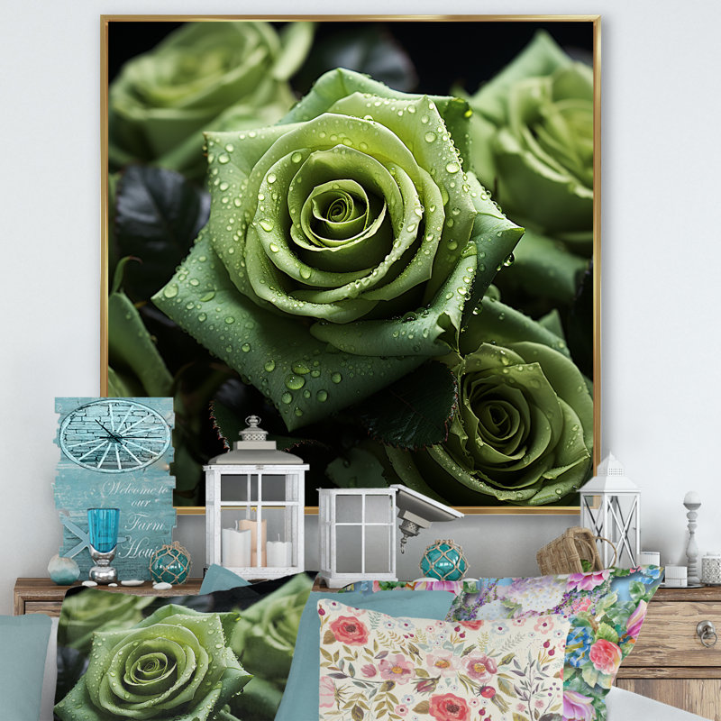 «Realistic Green Roses Bloom I», reproduction sur toile, Encadrement doré, H 30 po x l 30 po