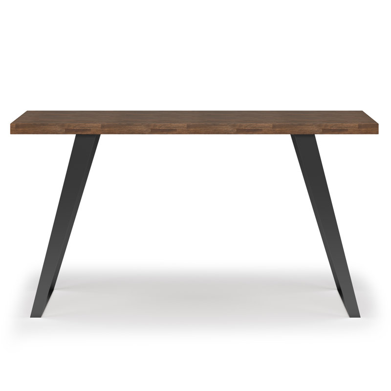 Bureau plat en bois d'acacia massif l 54 po Lowry, style industriel avec pieds en métal inclinés