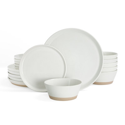 24 Pieces Stoneware Dinnerware Set - Service for 8