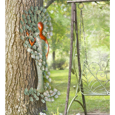 Metal Figural Wall Decor