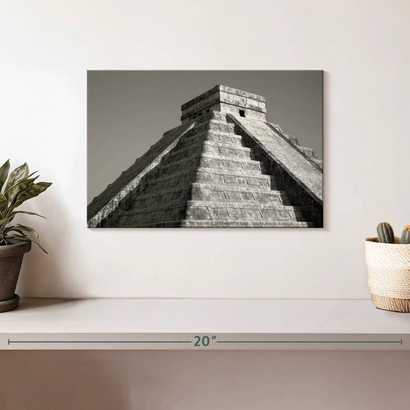 Pyramide Adella à Chichen Itza, H 8 po x l 12 po