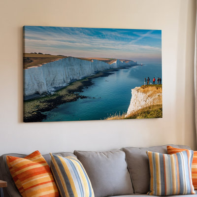 Toile, vue panoramique sur les falaises de craie blanches frappantes, montée spectaculaire de la mer turquoise sous un ciel bleu clair, art sur toile