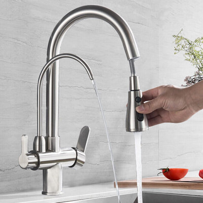 Belfry Kitchen Lanigan Pull Out Kitchen Faucet