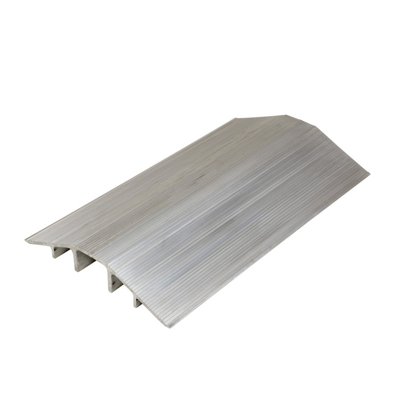 Extrusion de câbles croisés, 3.5625" H x 60" W x 21.0625" L, Argent argent