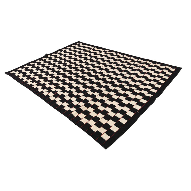 Tapis noir et blanc Newsom