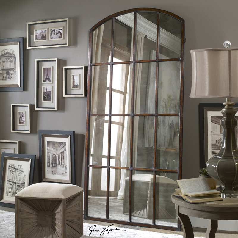 Joen Metal Wall Mirror, Bronze