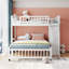 Lit superposé simple au-dessus d'un lit double en bois avec six tiroirs et tablettes flexibles, lit inférieur à roulettes, blanc