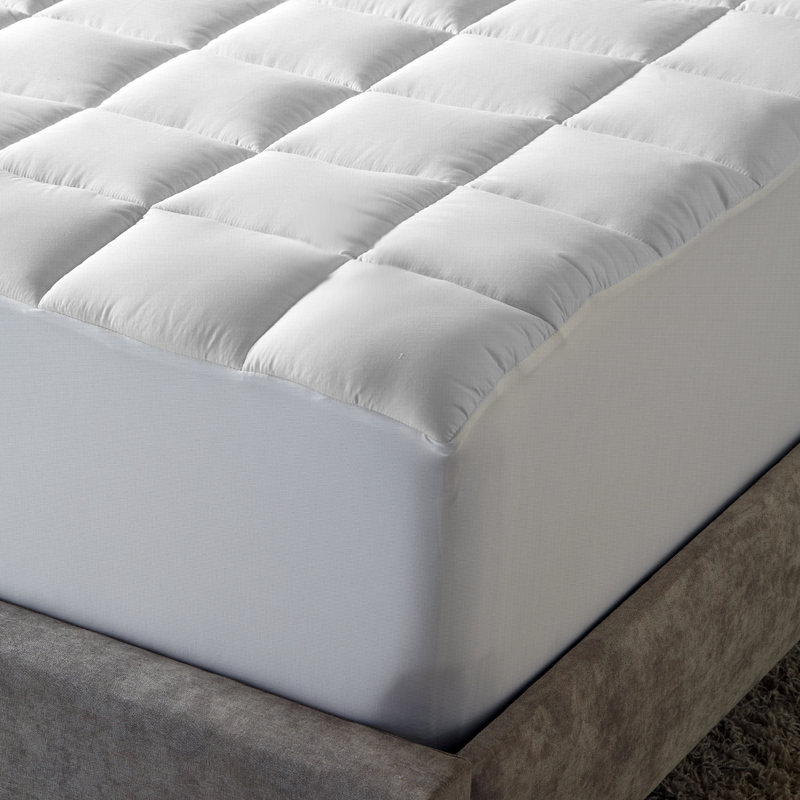 Protège-matelas en duvet synthétique, Grand