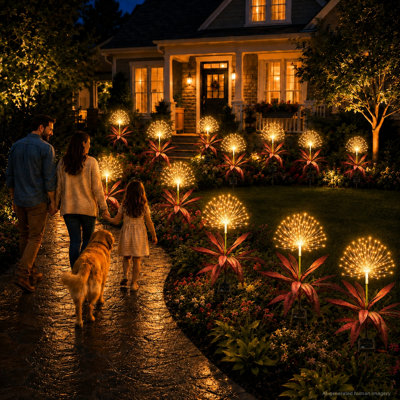 Éclairage solaire de feux d'artifice d'extérieur, paquet de 2 lumières solaires de jardin à DEL 120 avec feuilles de sang de dragon, 8 lumières de piquet décoratives imperméables pour la cour avant du sentier de patio, cadeau de mariage pour le jardin
