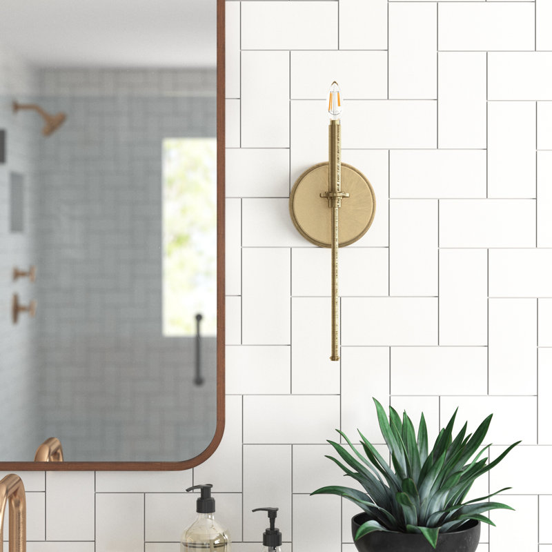 Nouvelle applique murale rétro traditionnelle en laiton à une lumière, Laiton rétro