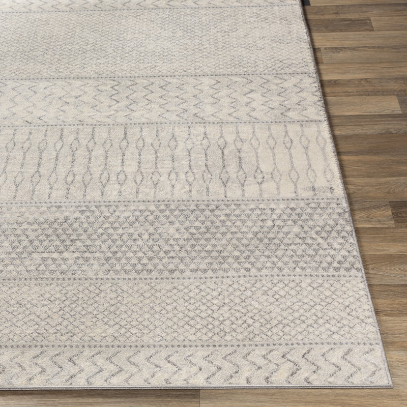 LurLine Oriental Indoor Rug, Round 6'7"