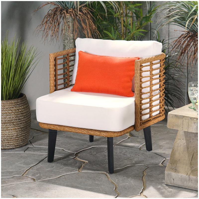 NIC CLUB CHAIR