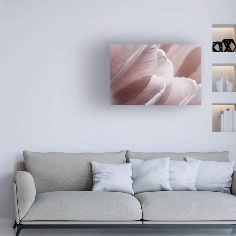 Œuvre sur toile, bolologique rose, H 12 po x l 19 po