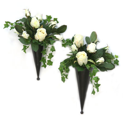 Arrangement floral de roses en pot