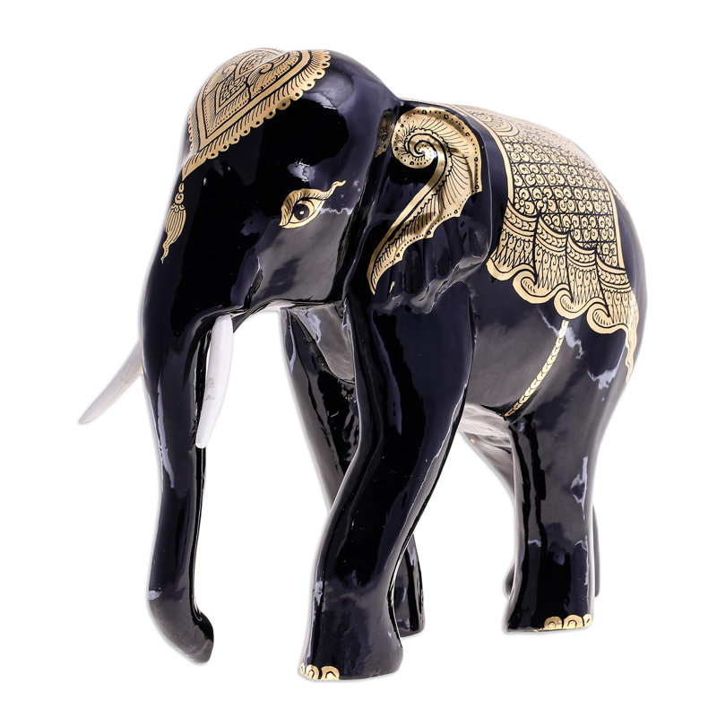 Darrean Figurines & Sculptures