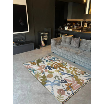 Sirja Floral Indoor / Outdoor Rug