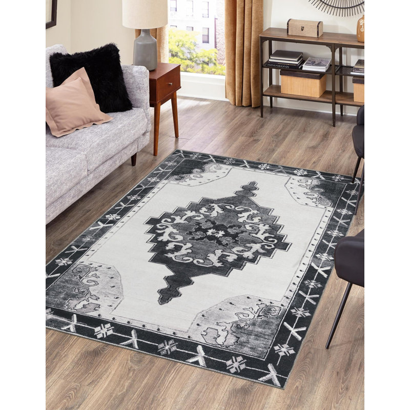 Tapis noir transitionnel Antwane, Rectangle 7 pi 6 po x 10 pi 6 po
