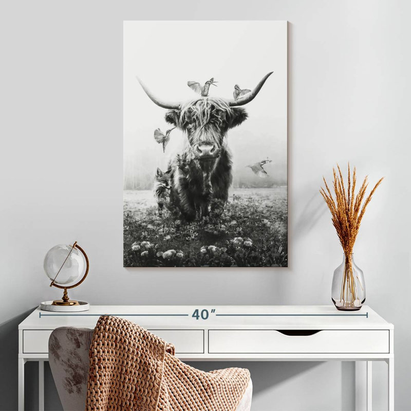 Brampt White Highlander, 30" H x 20" W