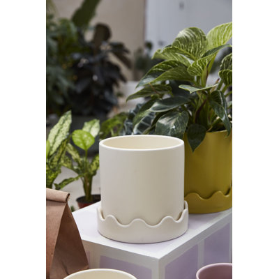 Pot avec soucoupe Winterview 7,5 po x 7,25 po