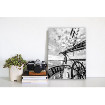 " Monochrome Serenity "