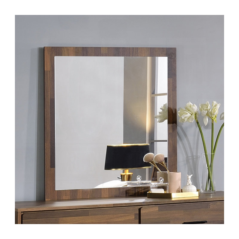 Hestia Mirror