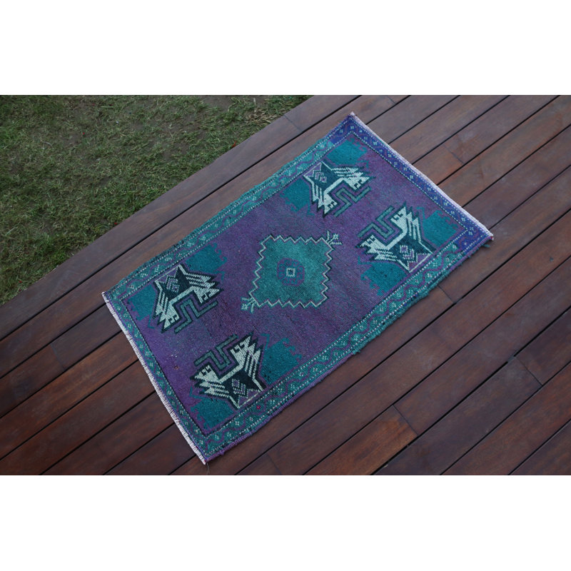 Tapis turc rétro fait à la main dans une riche palette, idéal pour le salon et la chambre à coucher