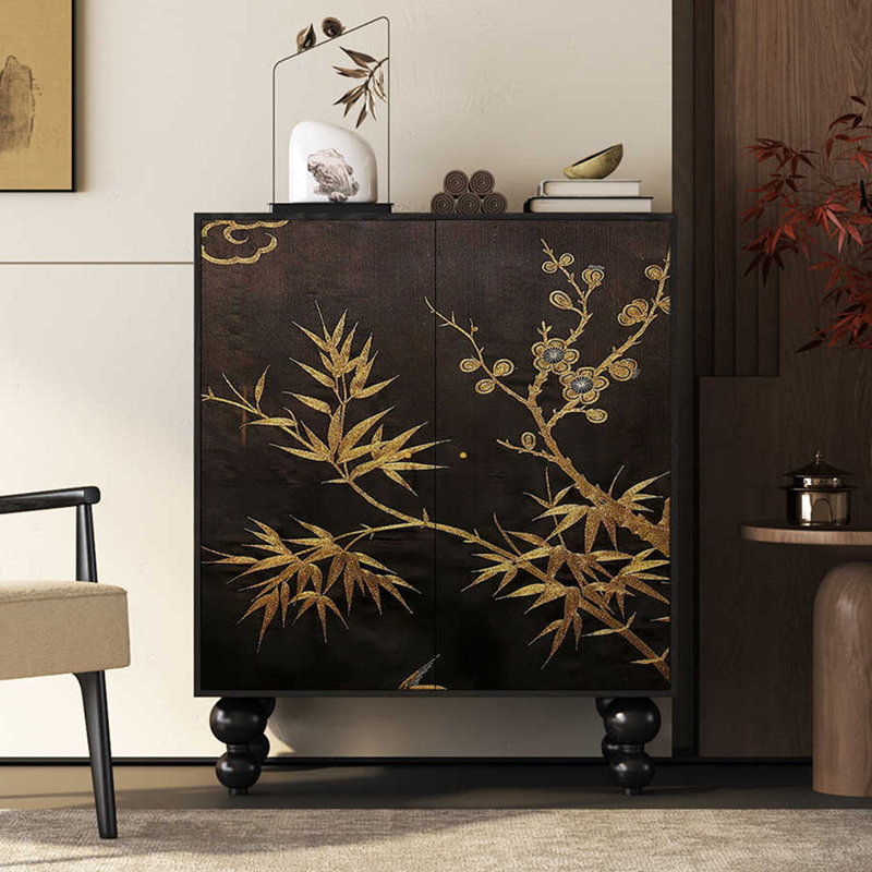 Armoire de rangement en bois massif avec poignées en métal