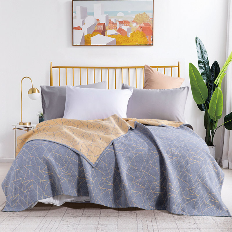 Couverture de lit 3 couches en coton, courtepointe douce et respirante pour adultes - NTBAY, Chevron gris, Grand lit