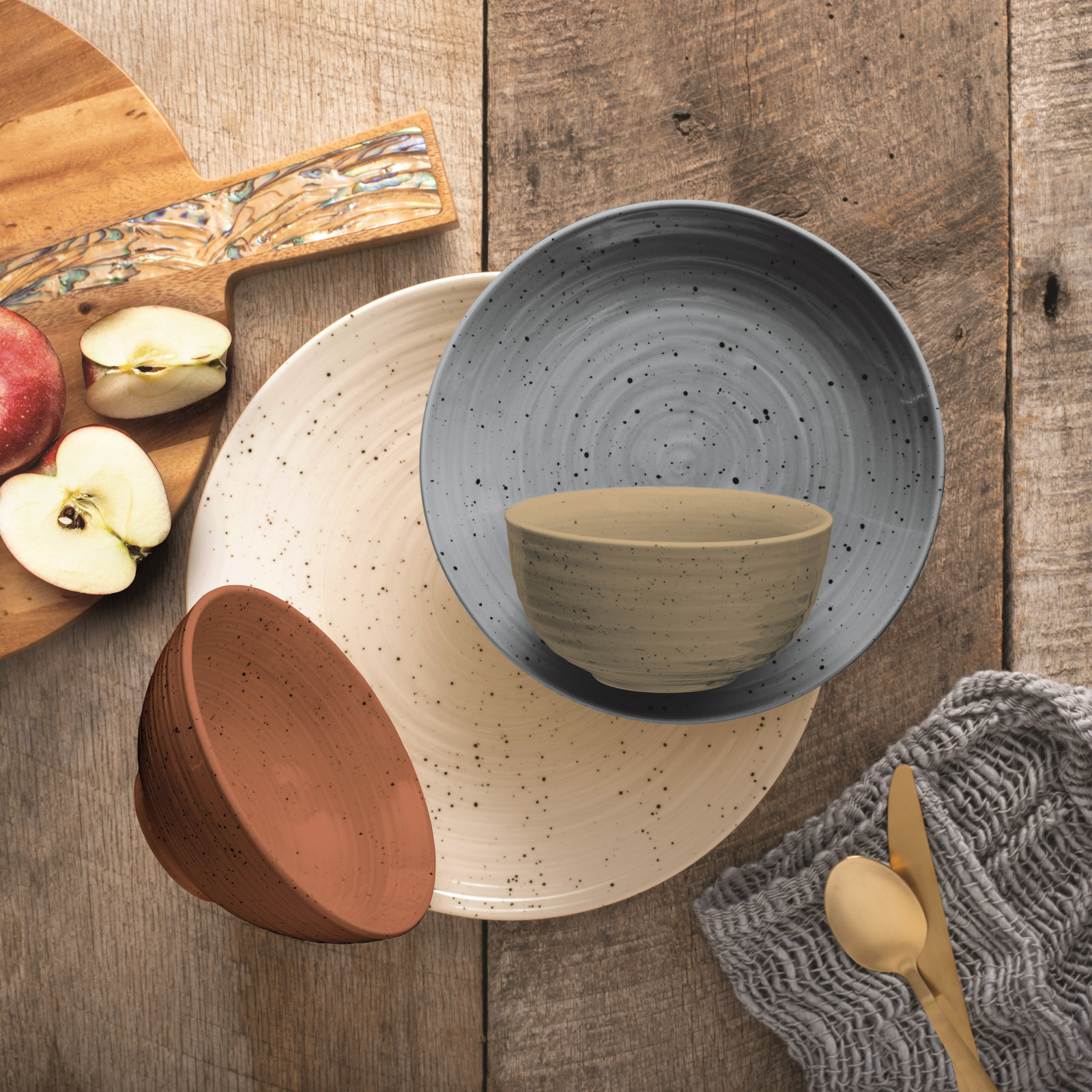 Siterra Stoneware Dinnerware Set - Service for 4