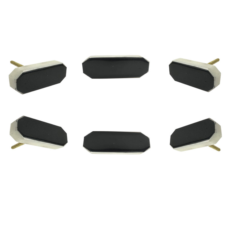 Paquet de boutons géométriques surdimensionnés de 2,25 po de longueur, Noir / blanc