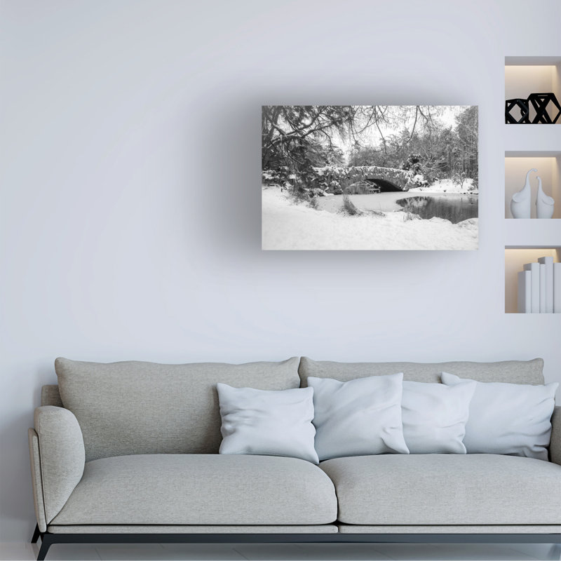 «Stone Bridge» par Tim Oldford - photographie sur toile tendue, H 12 po x l 19 po x P 2 po