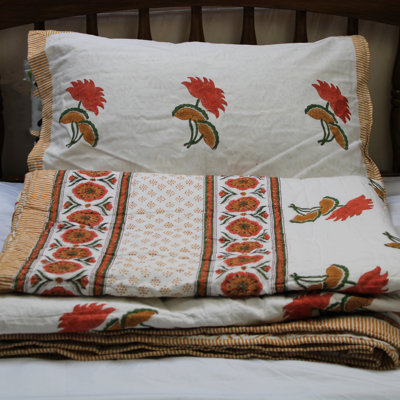 Honeyville Cotton Floral Bedspread with Pillowcases