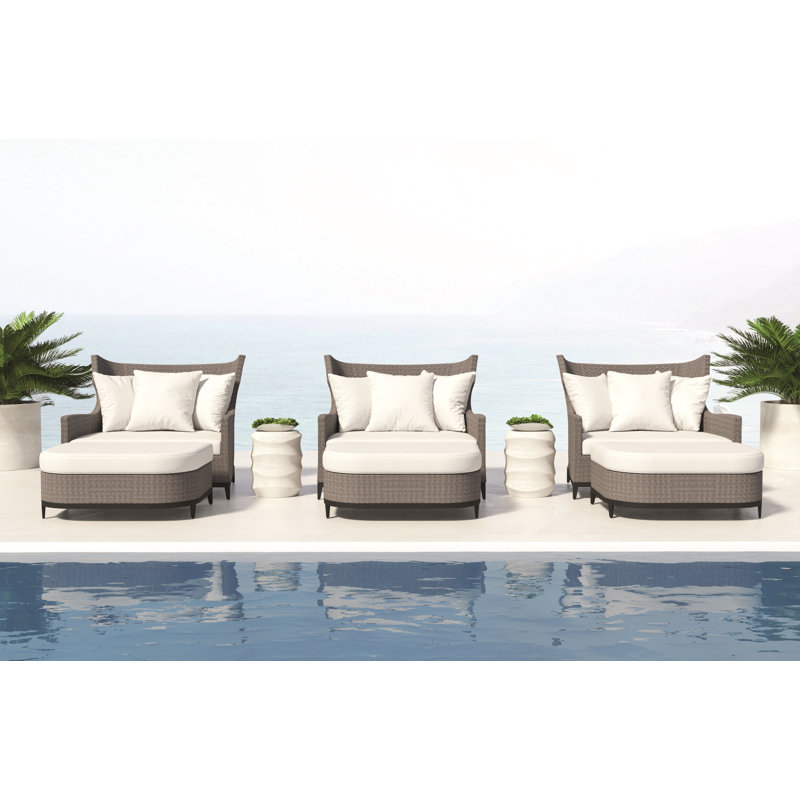 Luxurious Transitional White Stonecast Round Side Table