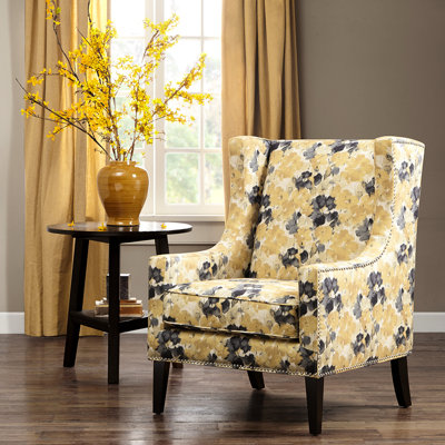 Fauteuil à oreilles avec pieds en bouleau en finition, accoudoirs à oreilles, embellissements, coussin en mousse haute pour un siège optimal: accents amovibles