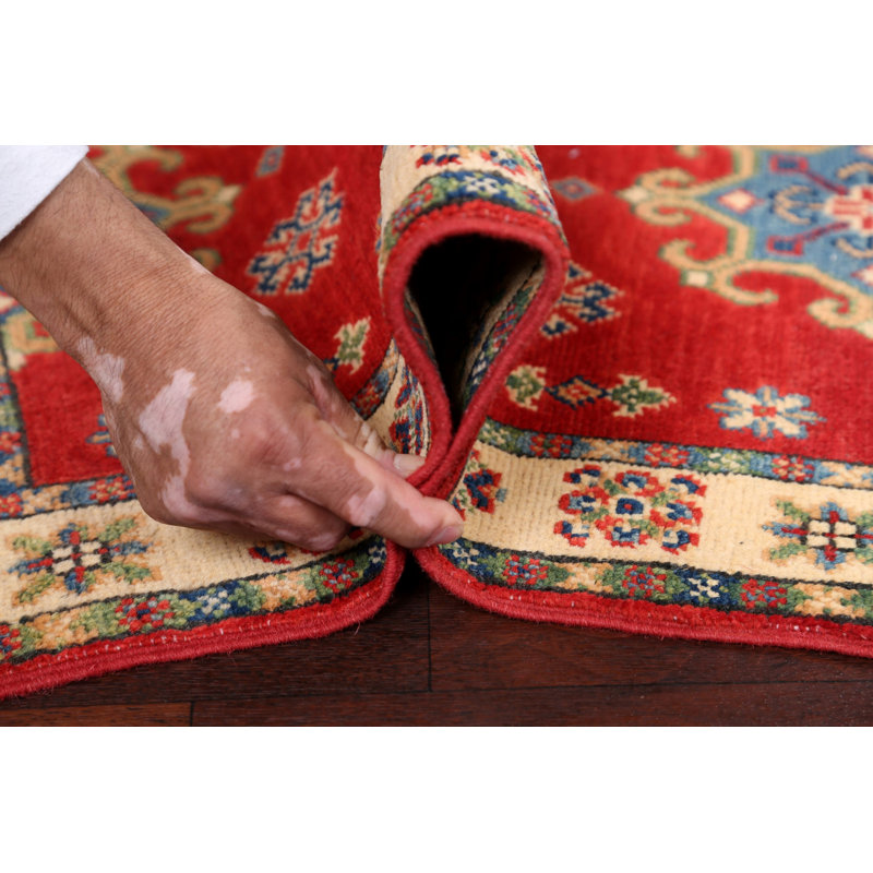 Tapis décoratif en laine de conception unique 2 pi 3 po x 3 pi kazak Annetra