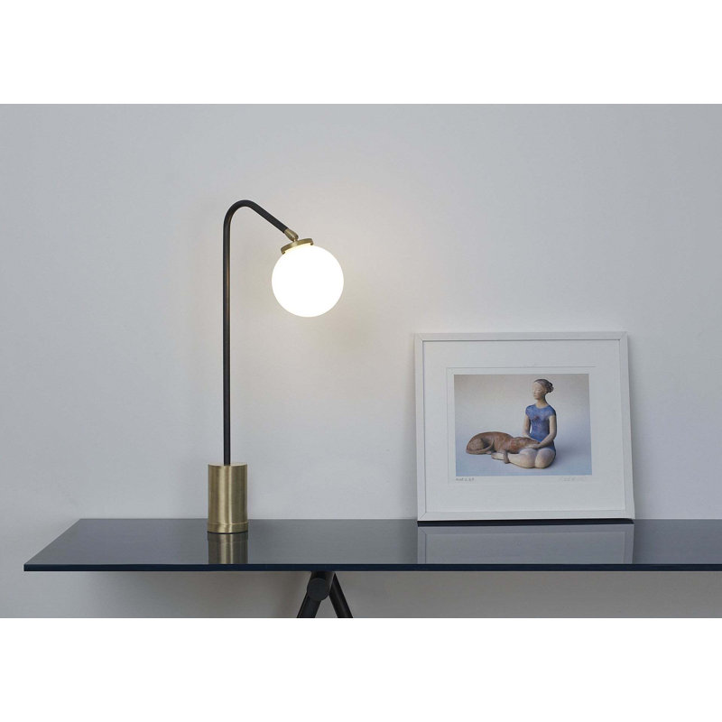 Array Desk Table Lamp