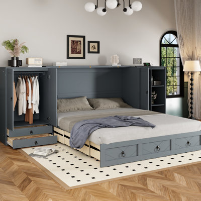 Grand lit gris avec garde-robe et espace de rangement pour grand lit