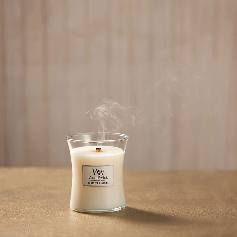 White Tea & Jasmine Scented Jar Candle