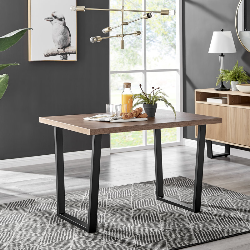 Amarie 4 - Person Dining Set