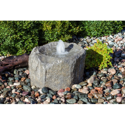 Dinuki Rock Fountain