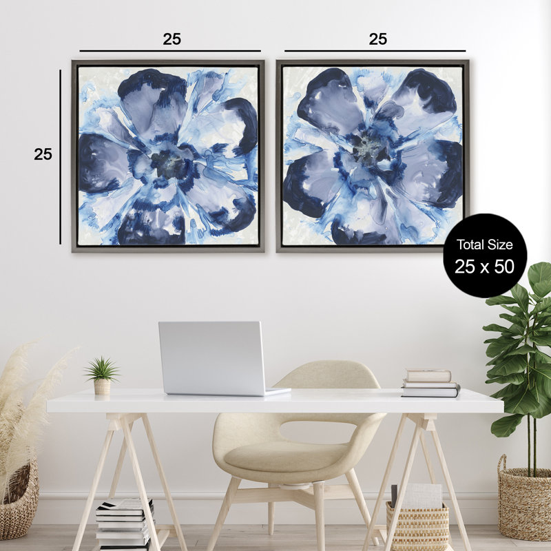 Ensemble de 2 cadres flottants Blue Glass Blossoms, design par June Erica Vess, H 25 po x l 25 po, Cadre flottant gris lustré